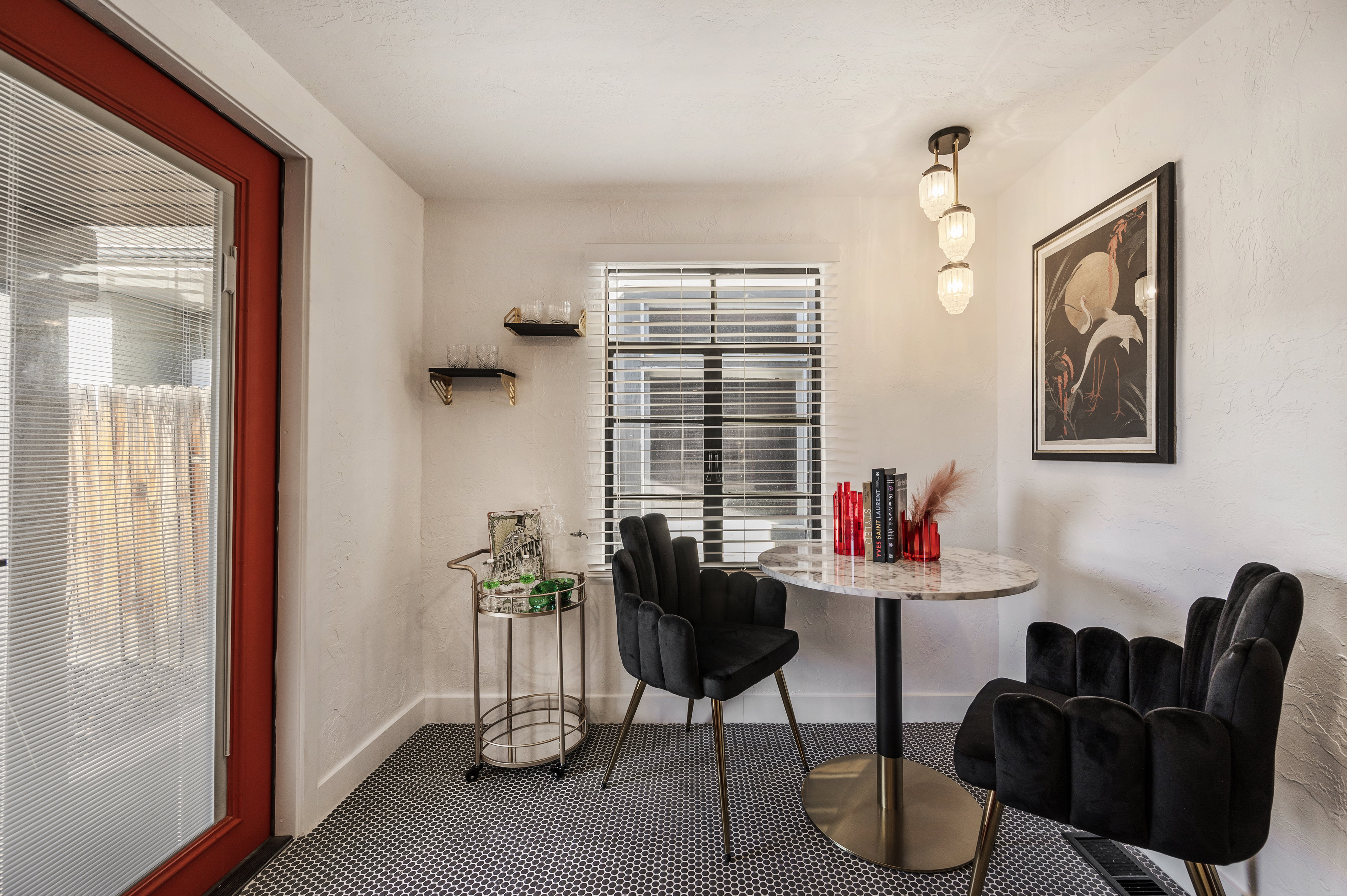 Dining room with baseboards