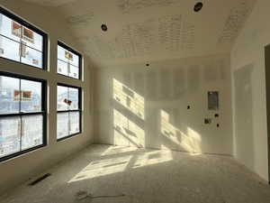 Primary closet with W/D hookup