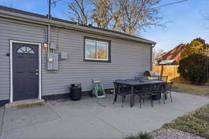 View of patio / terrace with outdoor dining space
