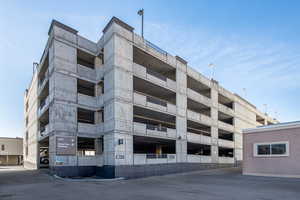 View of apartment building / complex