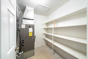 Utility room with heating unit