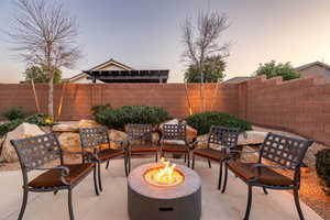 OUTDOOR FIRE PIT