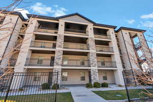 Beautiful condo in south Provo for sale