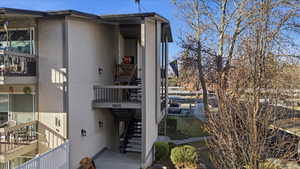 View of apartment building / complex