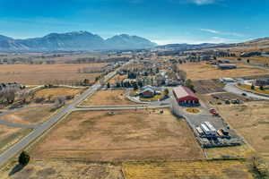 Overview of rural landscape with a mountainous background