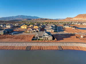 Aerial view of residential area with a mountain backdrop
