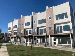 View of apartment building / complex