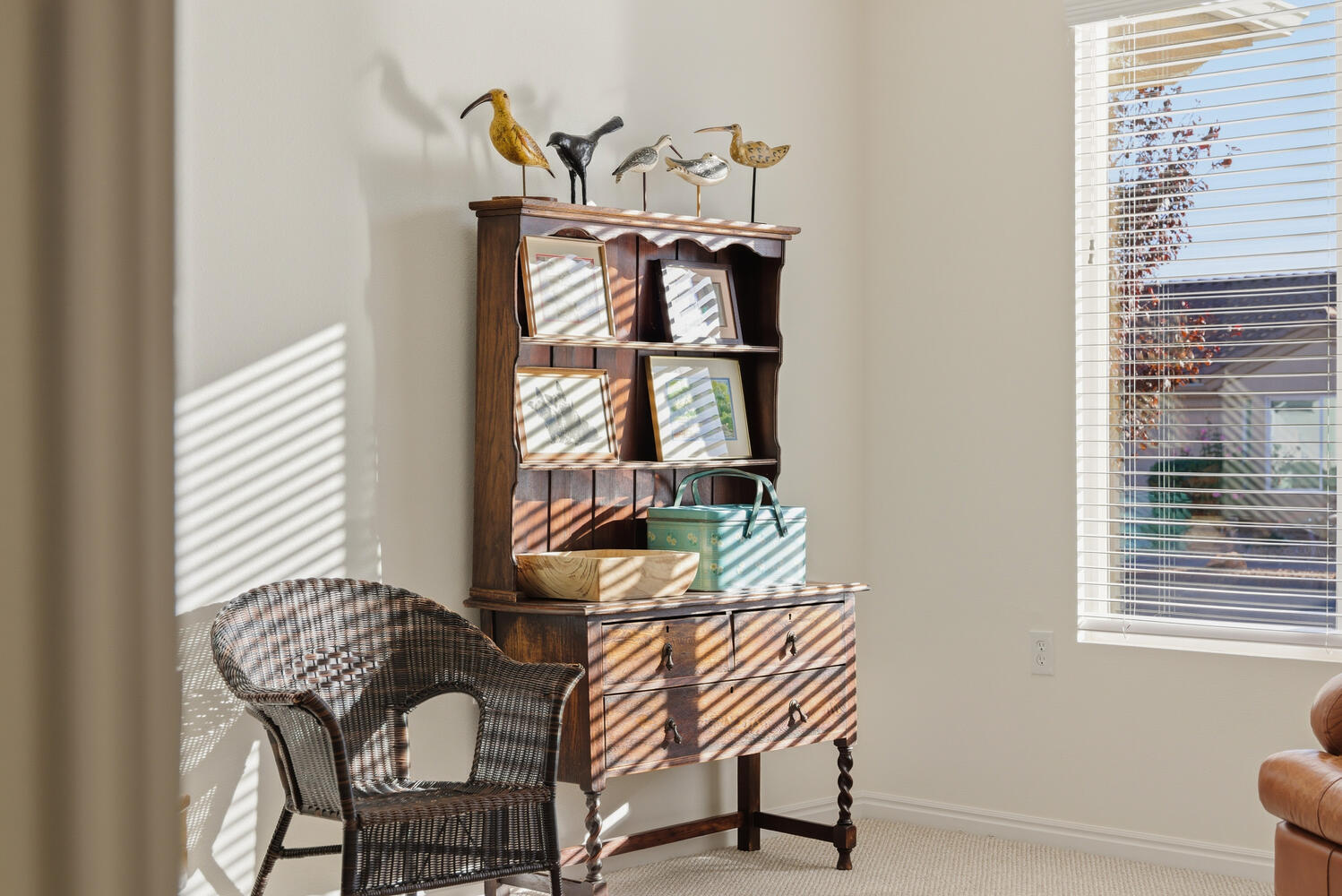 Sitting room featuring carpet and baseboards