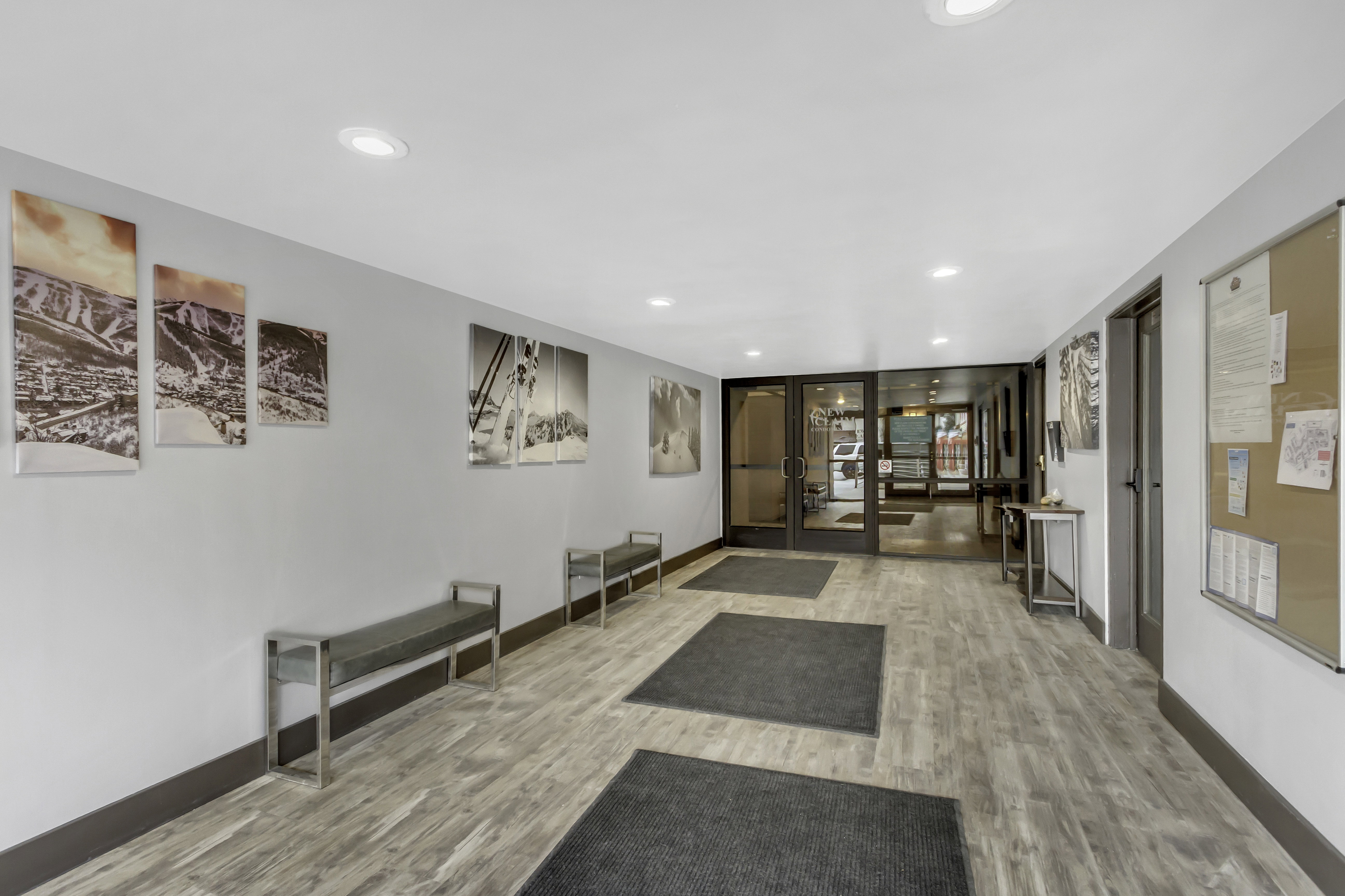Lobby featuring recessed lighting