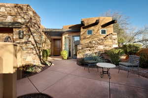 1-bedroom side of home (entrance)