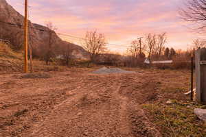 View of yard with a mountain view