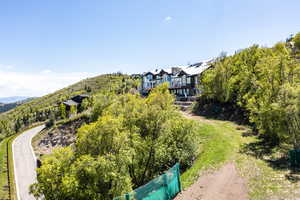 Bird's eye view of a mountainous background