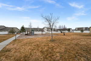 View of home's community featuring a residential view