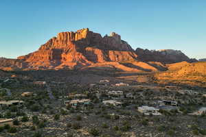 Mountain view with a desert landscape