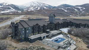 Bird's eye view of a mountainous background