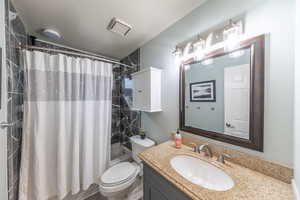 Full bath with shower / bath combo 2nd floor hallway