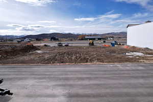 View of yard with a mountain view