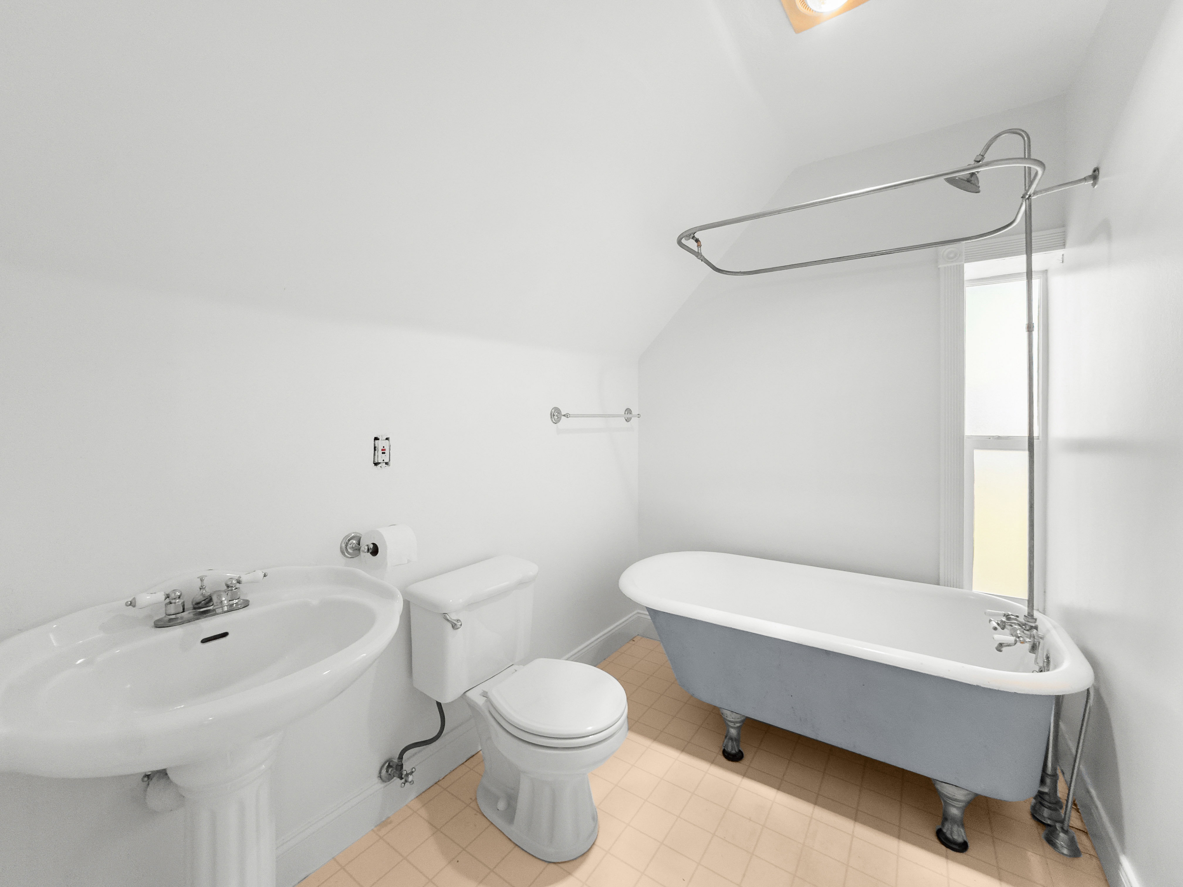 Full bathroom