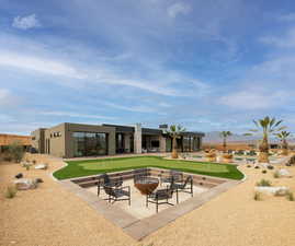 Cozy Sunken FirePit and Putting Green with Exterior Speakers