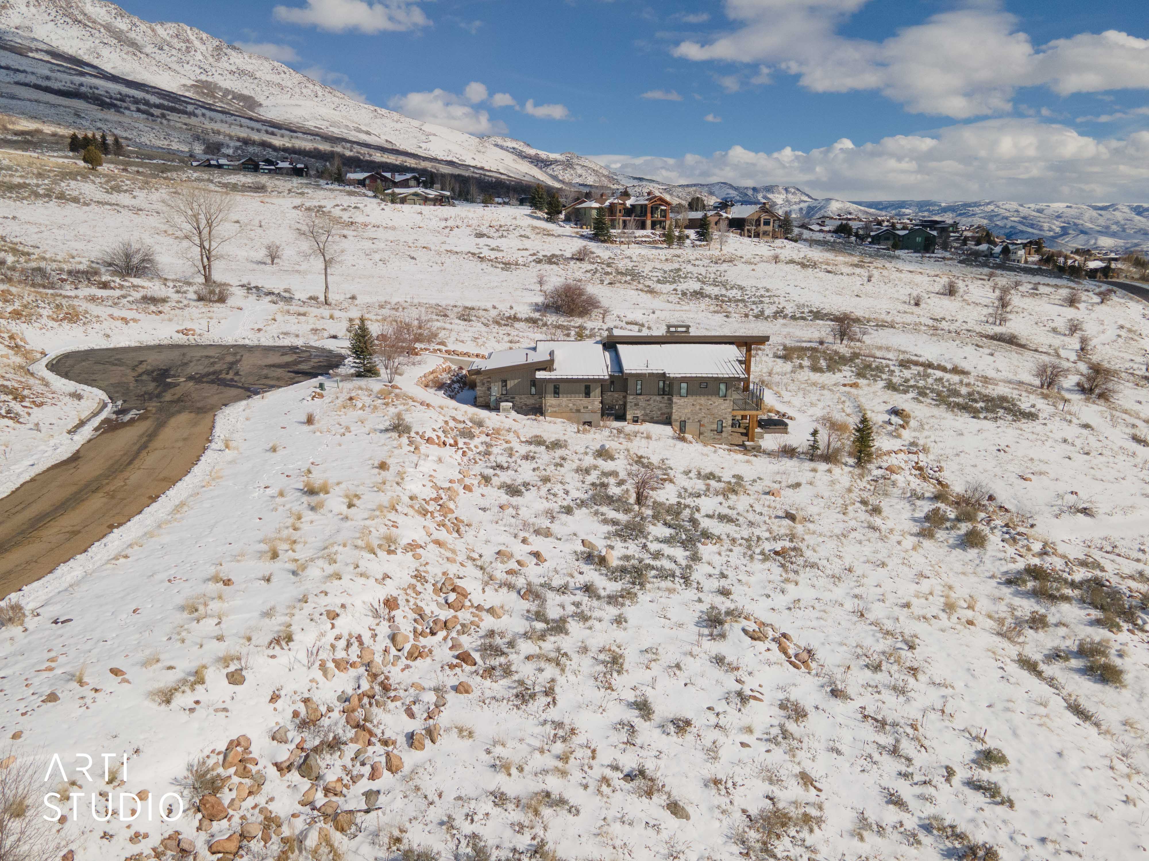 View of yard with a mountain view