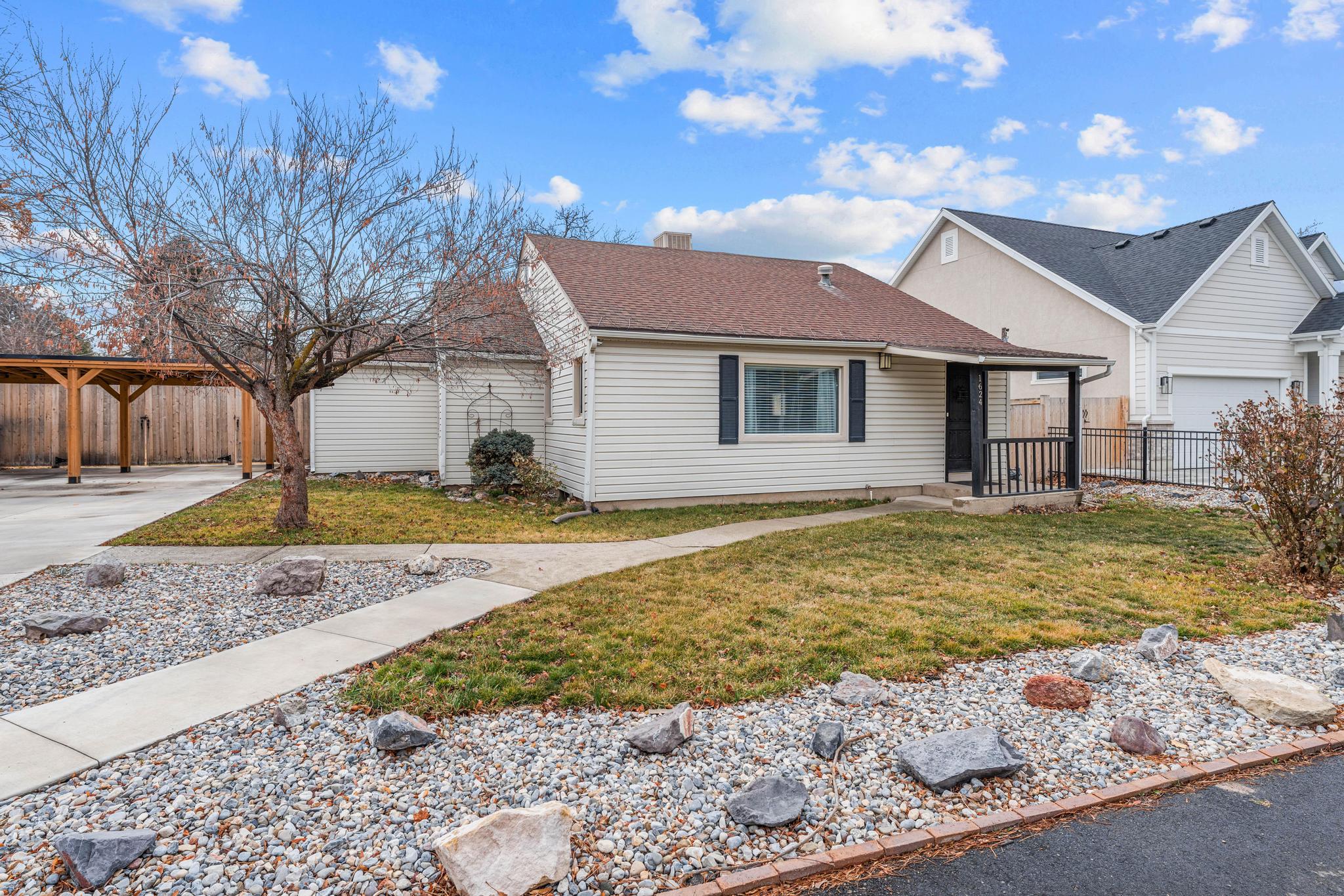 1624 E MAPLE AVE Millcreek UT 84106