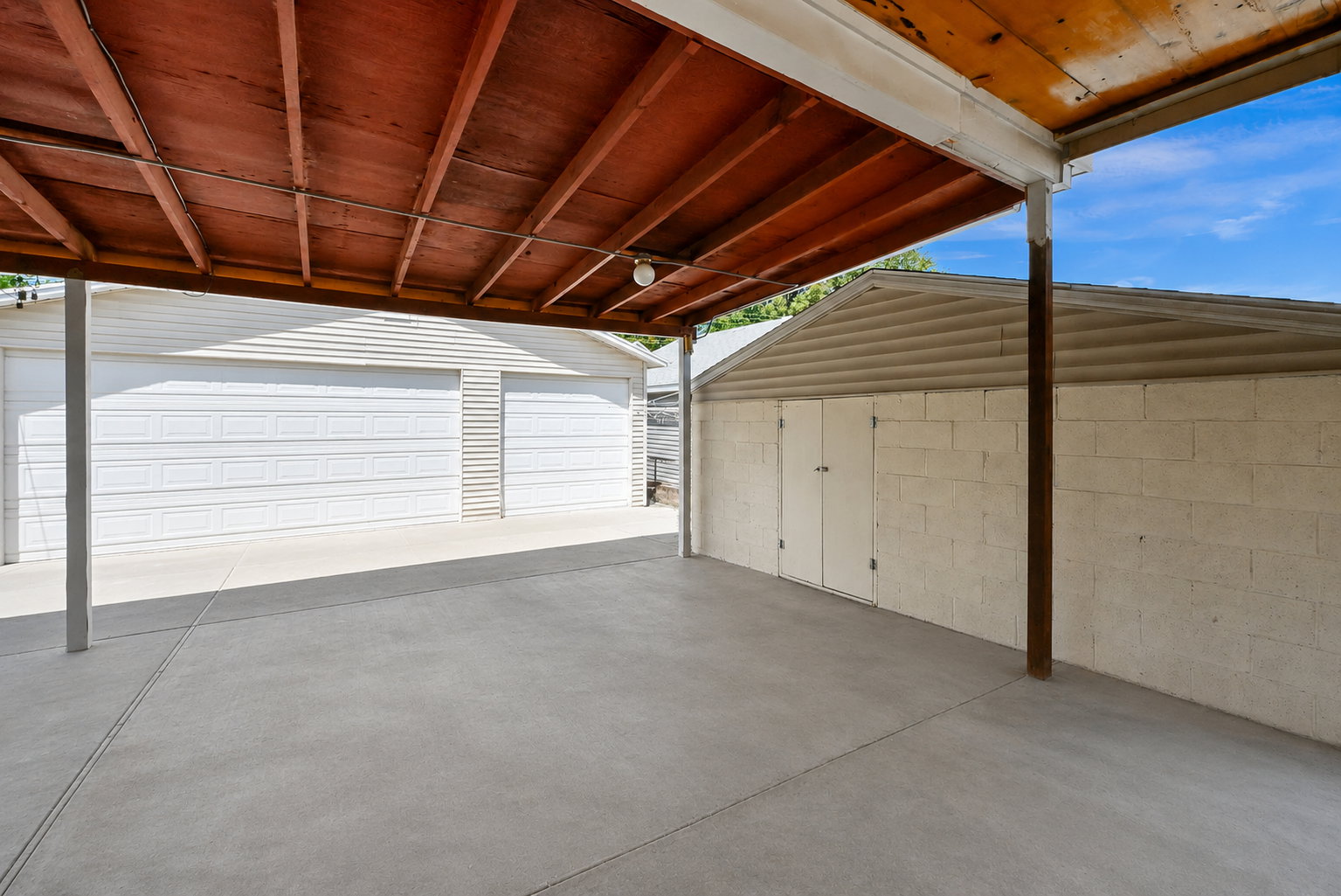 Carport