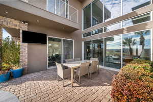 Patio / terrace featuring outdoor dining space and a patio area
