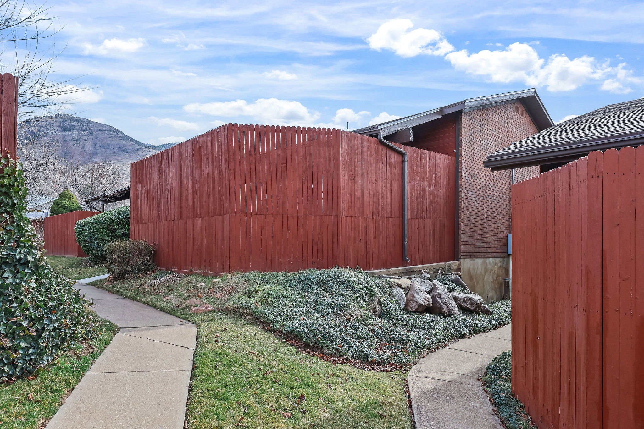 View of yard with a mountain view