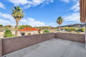 Balcony featuring a mountain view