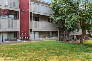 View of apartment building / complex
