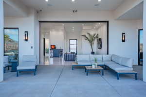 Common area featuring recessed lighting