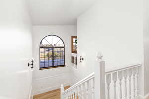 Stairwell with landing to the basement