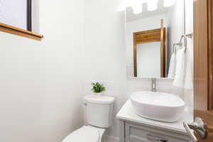 Private half bath in flex room