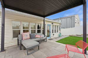 View of patio / terrace with outdoor seating