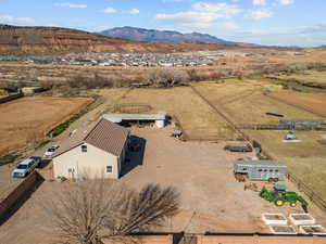 Overview of rural landscape with a mountainous background