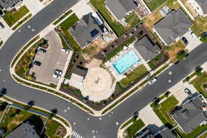 Community Pool and Splash Pad