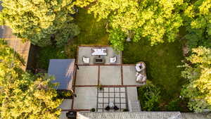 Aerial view of property and surrounding area