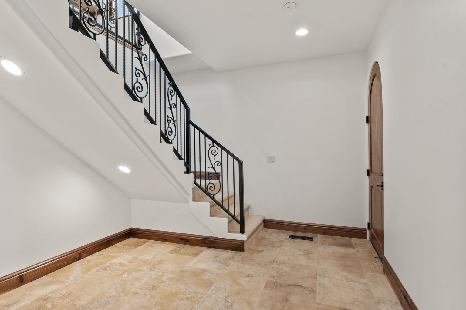 Entryway to the attached 2 car garage