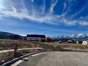 View of yard featuring a mountain view and a residential view