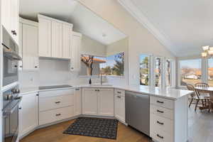 Totally Remodeled Kitchen - Brand New cabinets and counter tops - Beautiful!