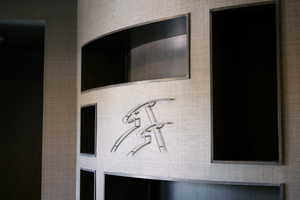 Detailed view of elevator