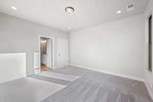 *Photo of similar unit