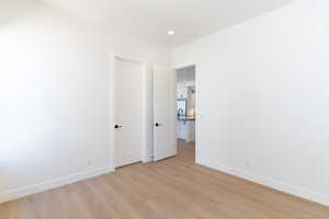 *Photo of a similar unit