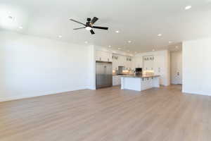 *Photo of a similar unit