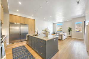 *Photo of a similar unit