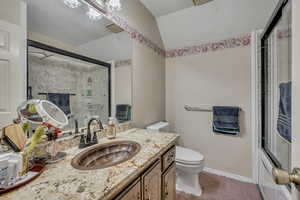Upper Level Full Bathroom with Jetted Shower