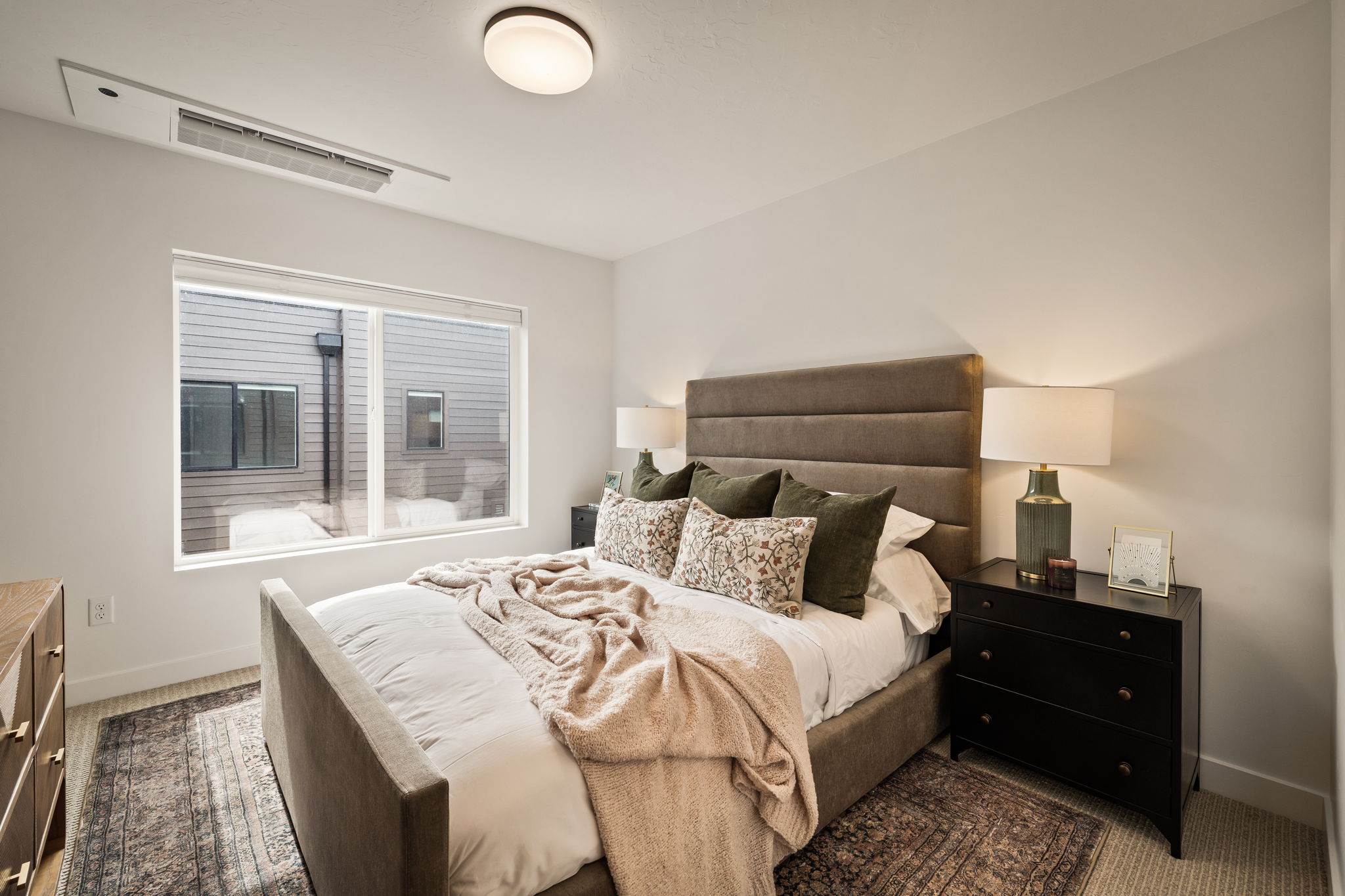 Bedroom with baseboards
