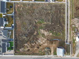 Aerial map of property and surrounding area