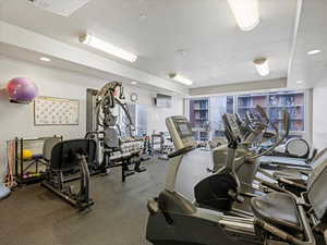 Excellent equipment and sliding windows for fresh additional ventilation.