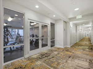 Exercise room with excellent equipoment and TV.